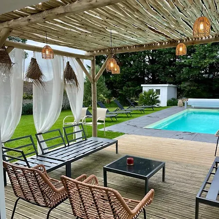 Demeure Avec Piscine * Saint-Viaud