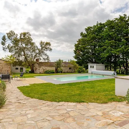 Demeure Avec Piscine *