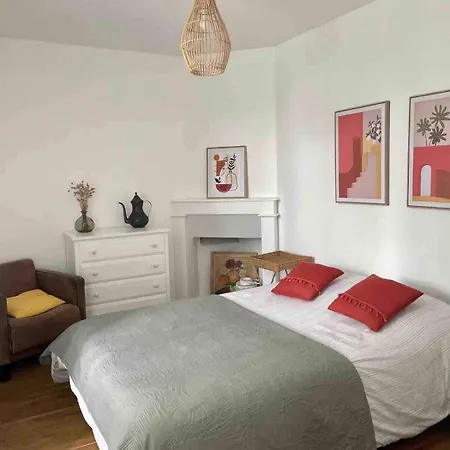 Demeure Avec Piscine Dom wakacyjny *