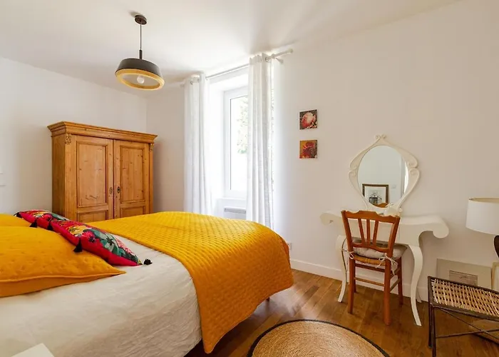 Demeure Avec Piscine *