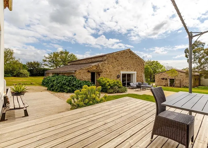 Сasa de vacaciones Demeure Avec Piscine Saint-Viaud