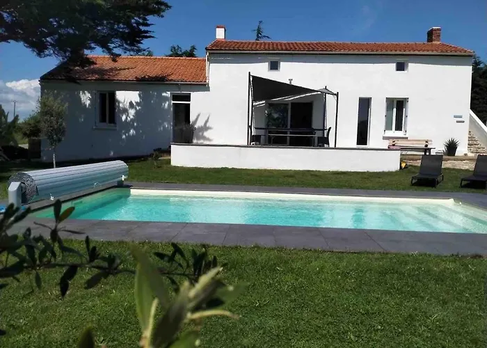 Demeure Avec Piscine Saint-Viaud