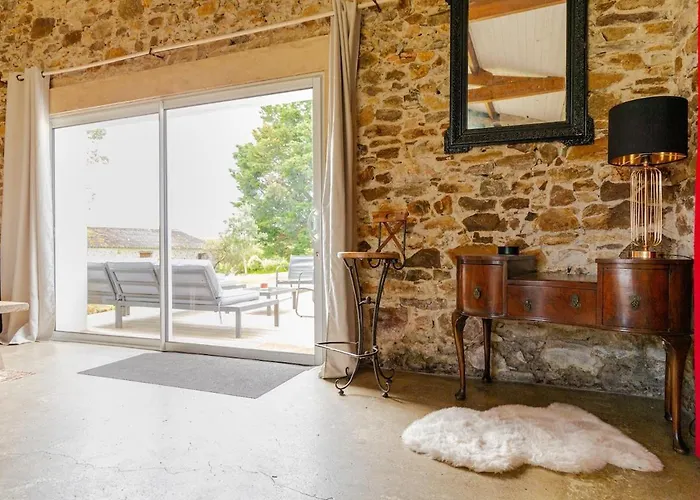 Demeure Avec Piscine Сasa de vacaciones