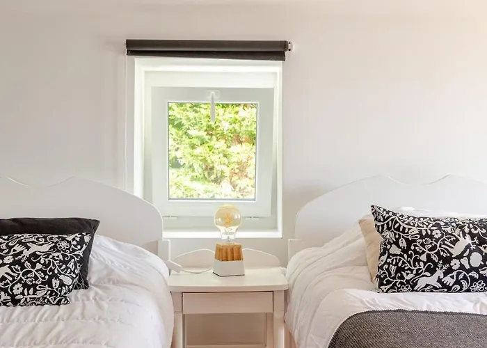 Demeure Avec Piscine